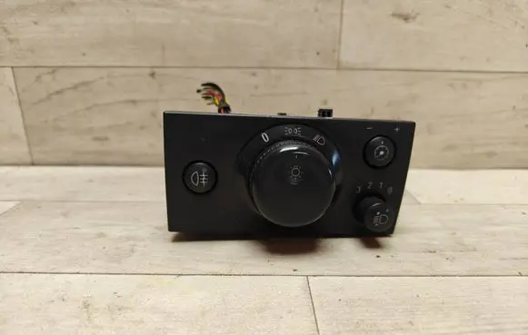 Opel Vectra C Light switch 9185884