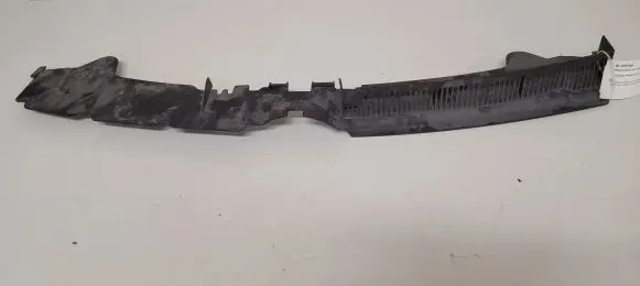 Volkswagen PASSAT CC Intercooler air guide/duct channel 3C8121330B