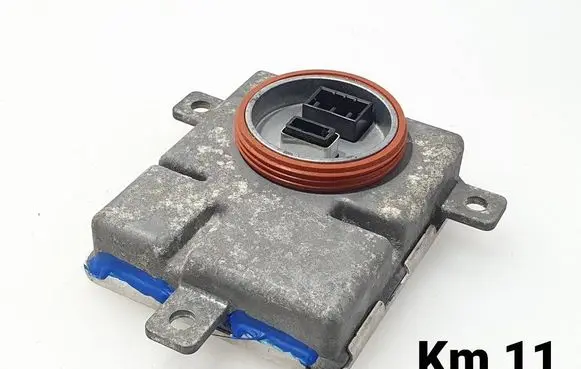 Audi A3 S3 8P Headlight ballast module Xenon 8K0941597 W003T18471 10R023689