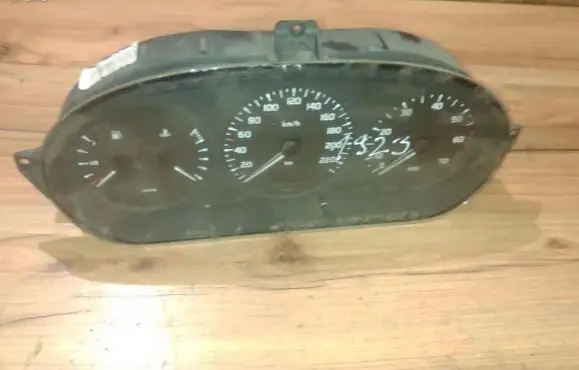 Renault Megane I Speedometer (instrument cluster) 77007847782