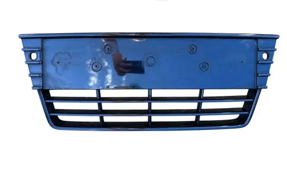 Ford Focus Front bumper lower grill BM5117K945F