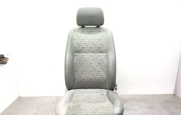 Volkswagen Transporter - Caravelle T5 Front passenger seat 