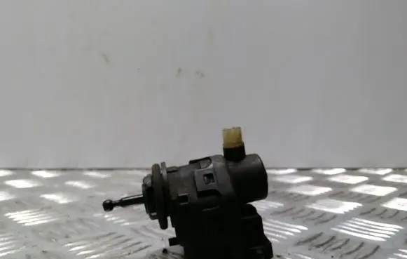 Headlight level adjustment motor