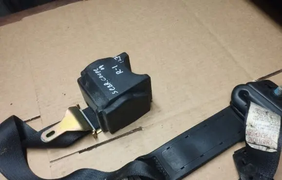 Chrysler Sebring (ST-22 - JR) Front seatbelt TIN005