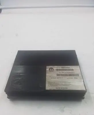 Dodge Challenger Sound amplifier 68267299AB TE1AA0626E2317