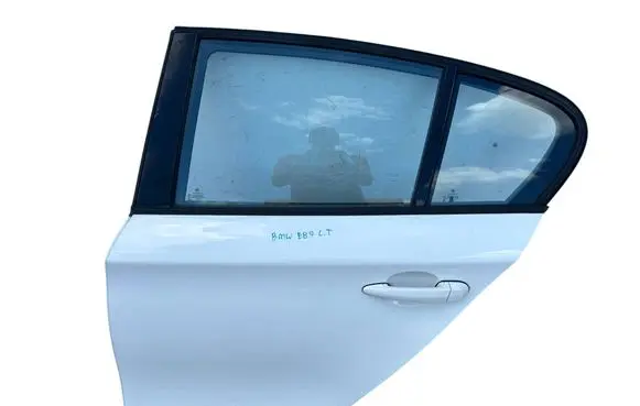 BMW 1 E81 E87 Rear door