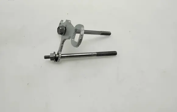 BMW 3 F30 F35 F31 Fuel Injector clamp holder 7595405 759540504