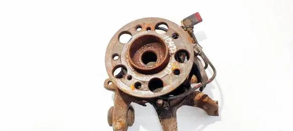 Mercedes-Benz C W203 Rear wheel hub 