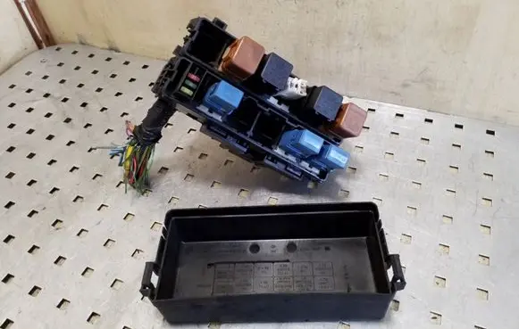 Nissan Pathfinder R51 Fuse box set