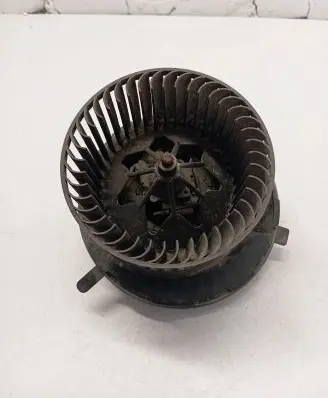 Volkswagen Caddy Heater fan/blower 1K1819015
