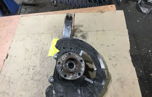 BMW X6 E71 Front wheel hub 6773784