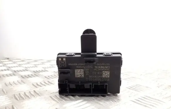 Audi A4 S4 B9 Door control unit/module 8W0959595G