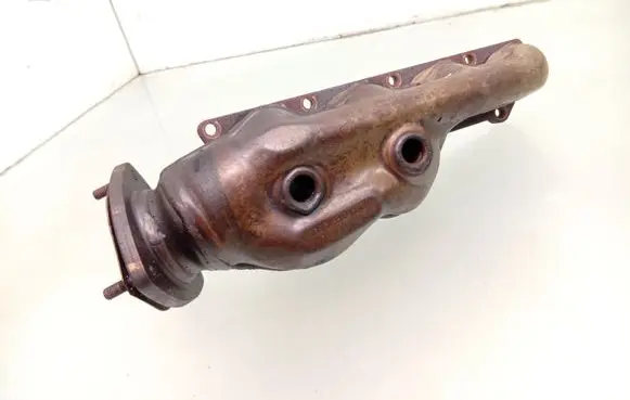 Audi A8 S8 D3 4E Exhaust manifold 077253034AB