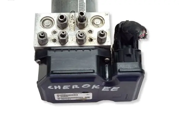 Jeep Grand Cherokee ABS Pump ACF68408639AC 68408639AC A008J587