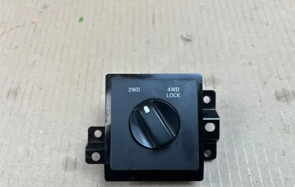 Dodge Nitro Differential lock switch 068020962AA
