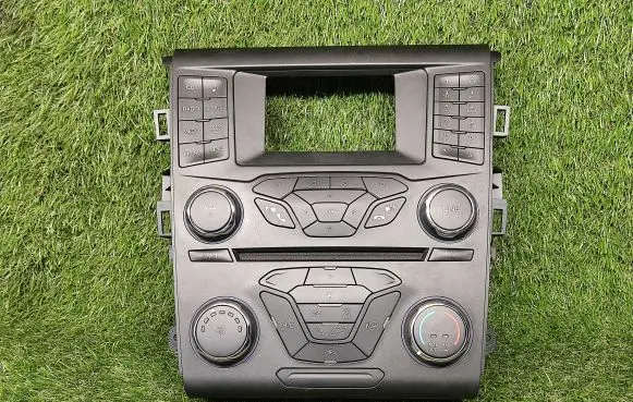 Ford Fusion II Head unit multimedia control FS7T18E243ED 90026012