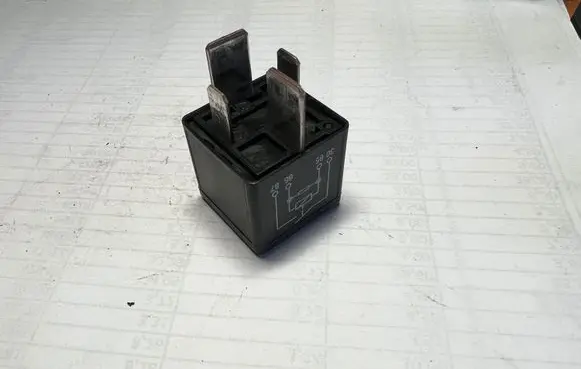 Mazda 6 Other relay V23134J59X431 G110 N0511