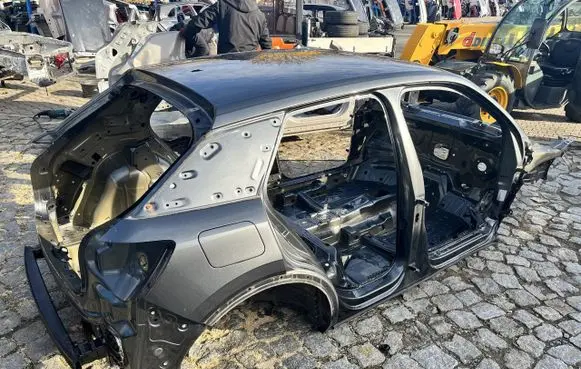 Audi Q2 - Rear quarter panel VW27061
