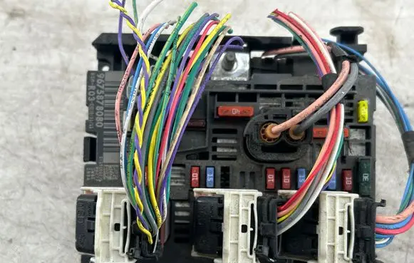 Fiat Scudo Fuse module 9675878080