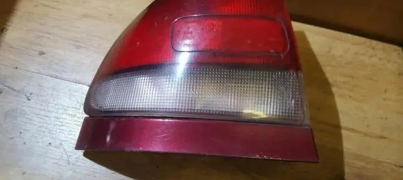 Mazda 626 Rear/tail lights 0431392l 043-1392l