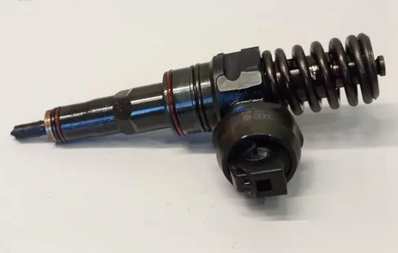 Audi A4 S4 B6 8E 8H Fuel injector 038130073AR