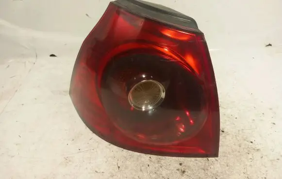 Volkswagen Golf V Rear/tail lights 1K6945095E 028490102A 00489064