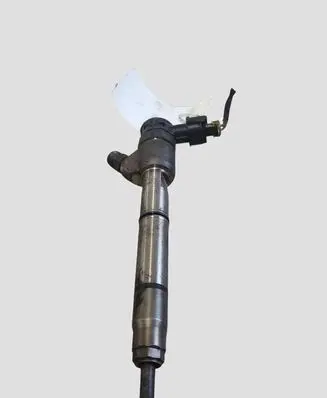 Hyundai i40 Fuel injector 0445110589
