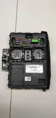 Ford Focus Central body control module F005V18129
