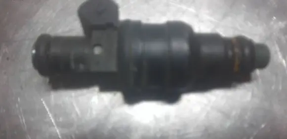 Audi A6 S6 C5 4B Fuel injector 058133551 280150447