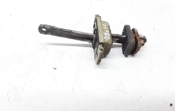 Land Rover Freelander Front door check strap stopper