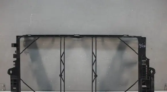 Volvo V60 Radiator trim 31368234