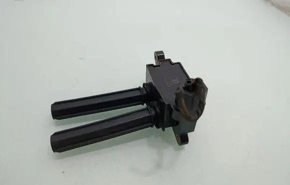 High voltage ignition coil
