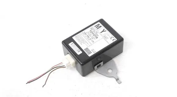 Lexus IS III XE30 Keyless (KESSY) go control unit/module 61B697000 8974053350