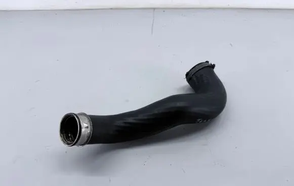 Volkswagen Touareg I Intercooler hose/pipe 7L6145790E 116923