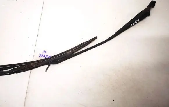 Volkswagen PASSAT B5 Front wiper blade arm 3b1955410