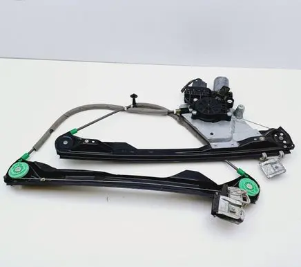 Ford Focus Front door window regulator with motor XS4123200