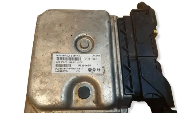 Fiat Fiorino Engine control unit/module ECU 55250635 MJD8F3F1 HW10P