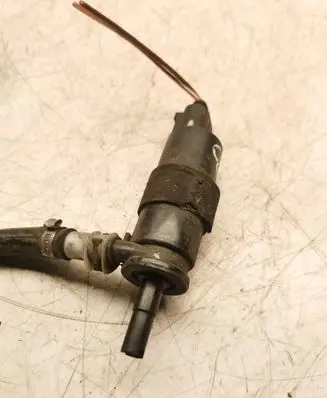 Audi A6 S6 C6 4F Headlight washer pump 3B7955681