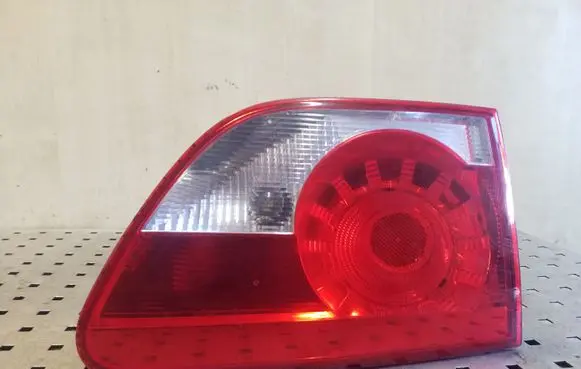 Seat Altea XL Tailgate rear/tail lights 5P8945093E 5P8945107C