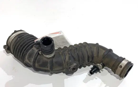 Nissan Qashqai Air intake hose/pipe 