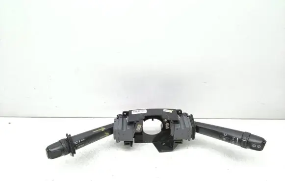 Volvo XC90 Wiper turn signal indicator stalk/switch 30739601 30768101 30768097