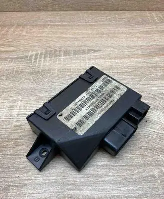 Chrysler Grand Voyager IV Sliding door control unit/module P04686687AK