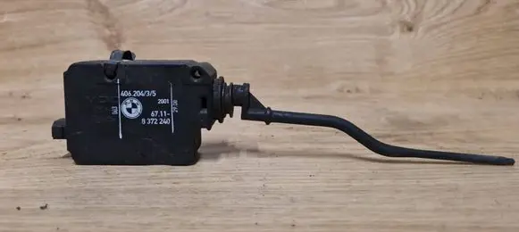 BMW 3 E46 Central locking motor 67118372240