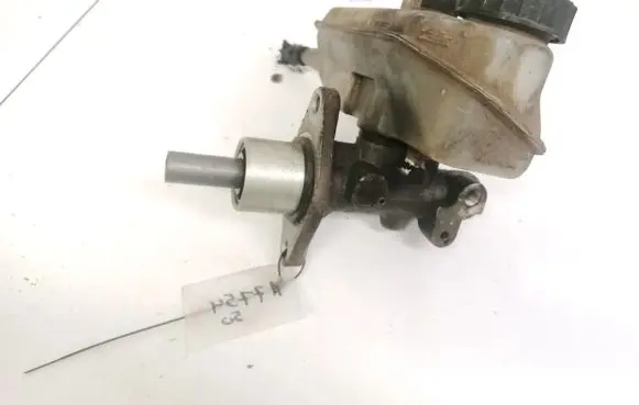 Volkswagen PASSAT B4 Master brake cylinder