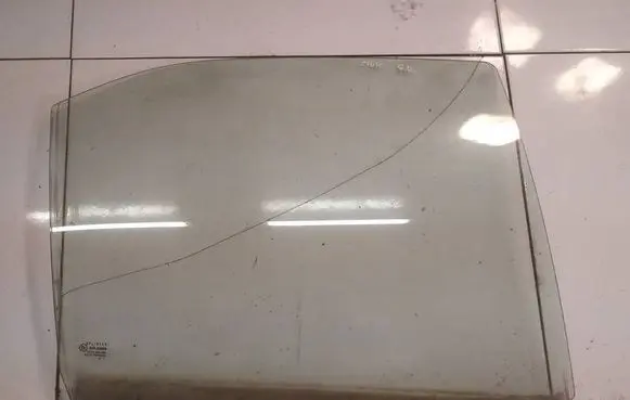 Honda Civic Rear door window glass AS2