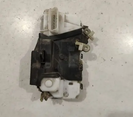Citroen C5 Front door lock