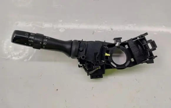 Toyota Verso Indicator stalk 8414005190 0519017F373