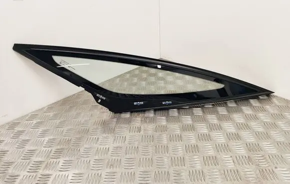 Citroen DS5 Front triangle window/glass 43R00366 E000233