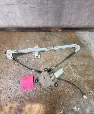 Opel Agila A Front door window regulator with motor 