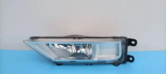 Volkswagen Tiguan Front fog light 5NA941699A